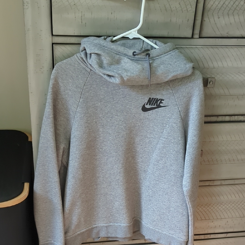 Nike Heather Gray Pullover Hoodie